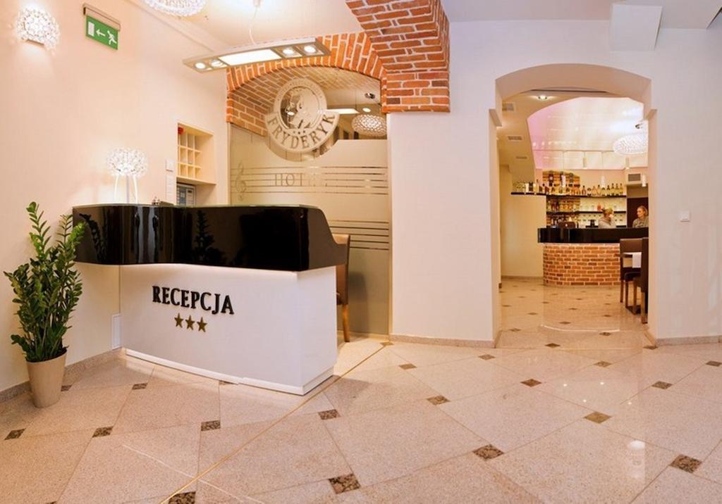 Hotel Fryderyk Ныса Экстерьер фото